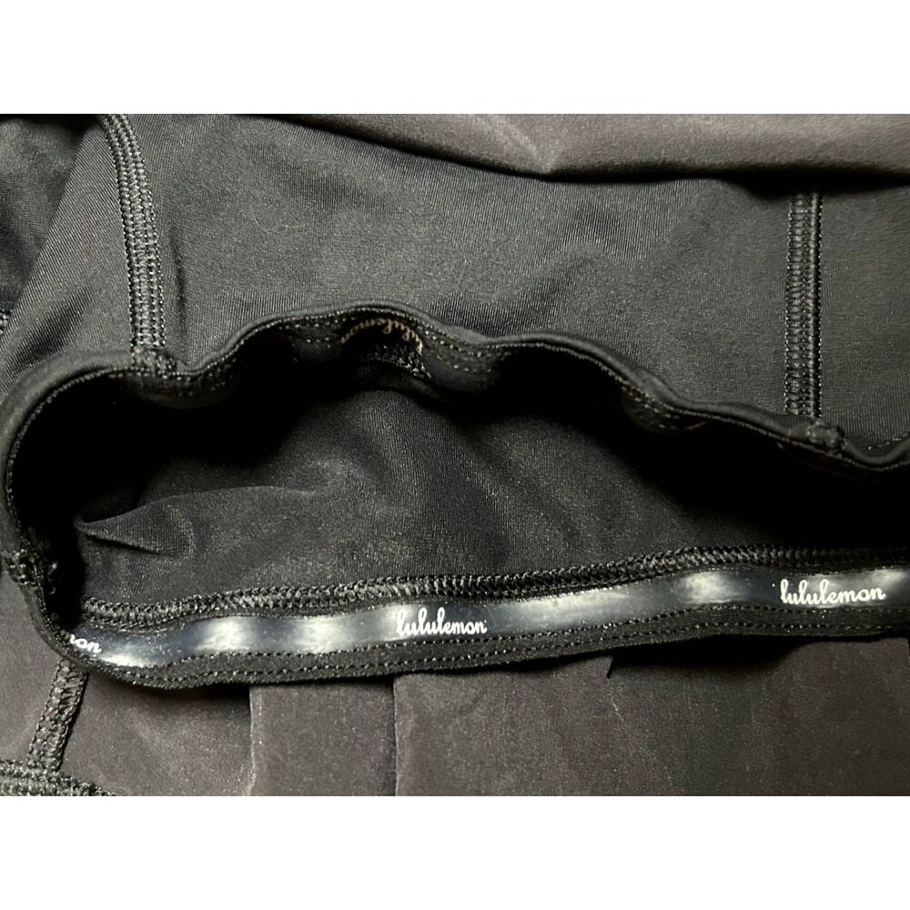 Lululemon, "Circuit Breaker Skirt II,"Women's Skort, Size 6, Black, Used - Picture 6 of 12